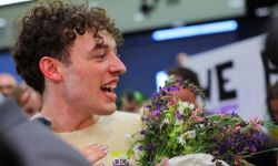 الفائز بمسابقة "يوروفيجن" 2024 يعيد الجائزة احتجاجاً على مشاركة "إسرائيل"